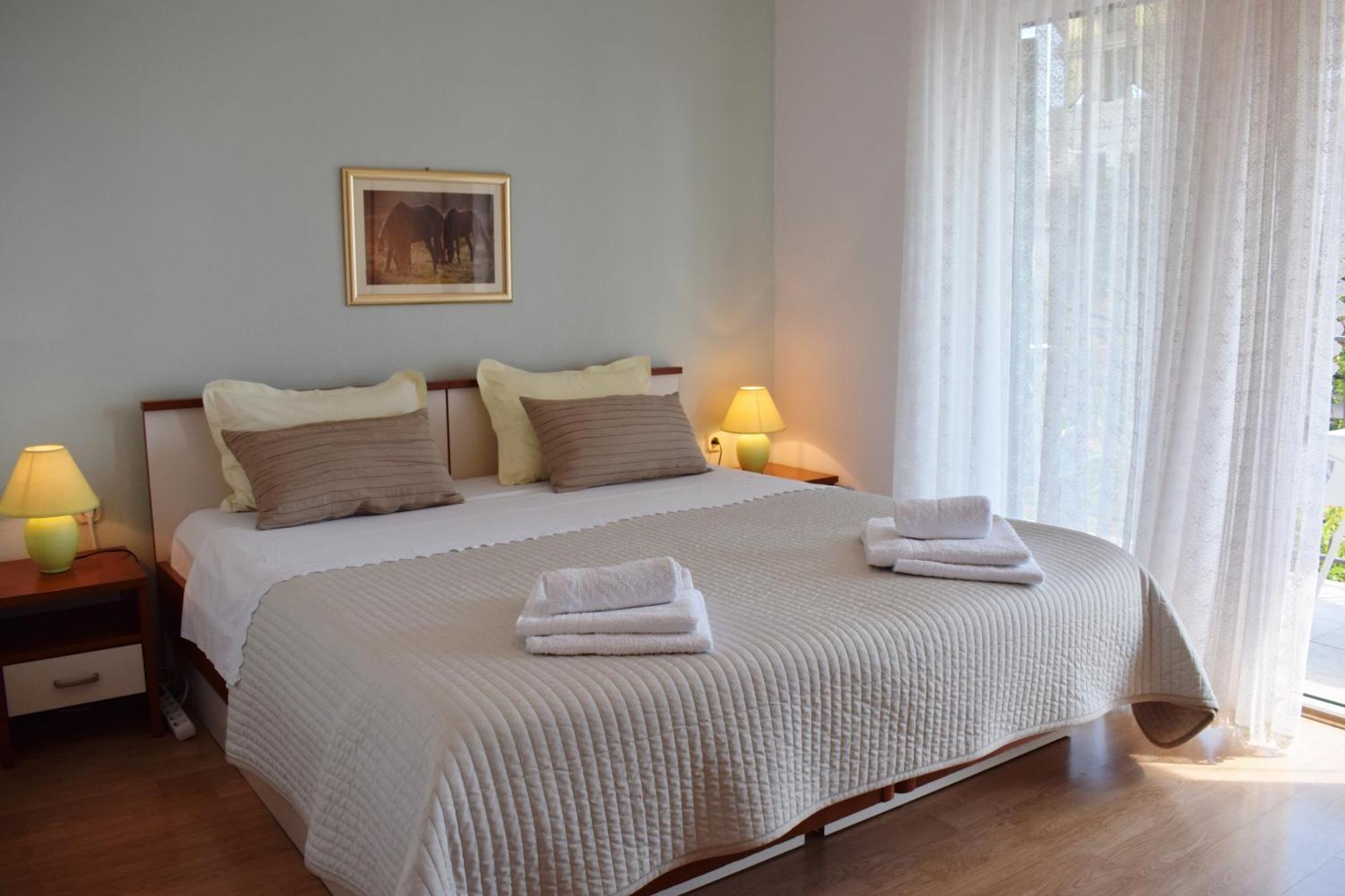 Lina Vrankovic Apartments Hvar Town Esterno foto