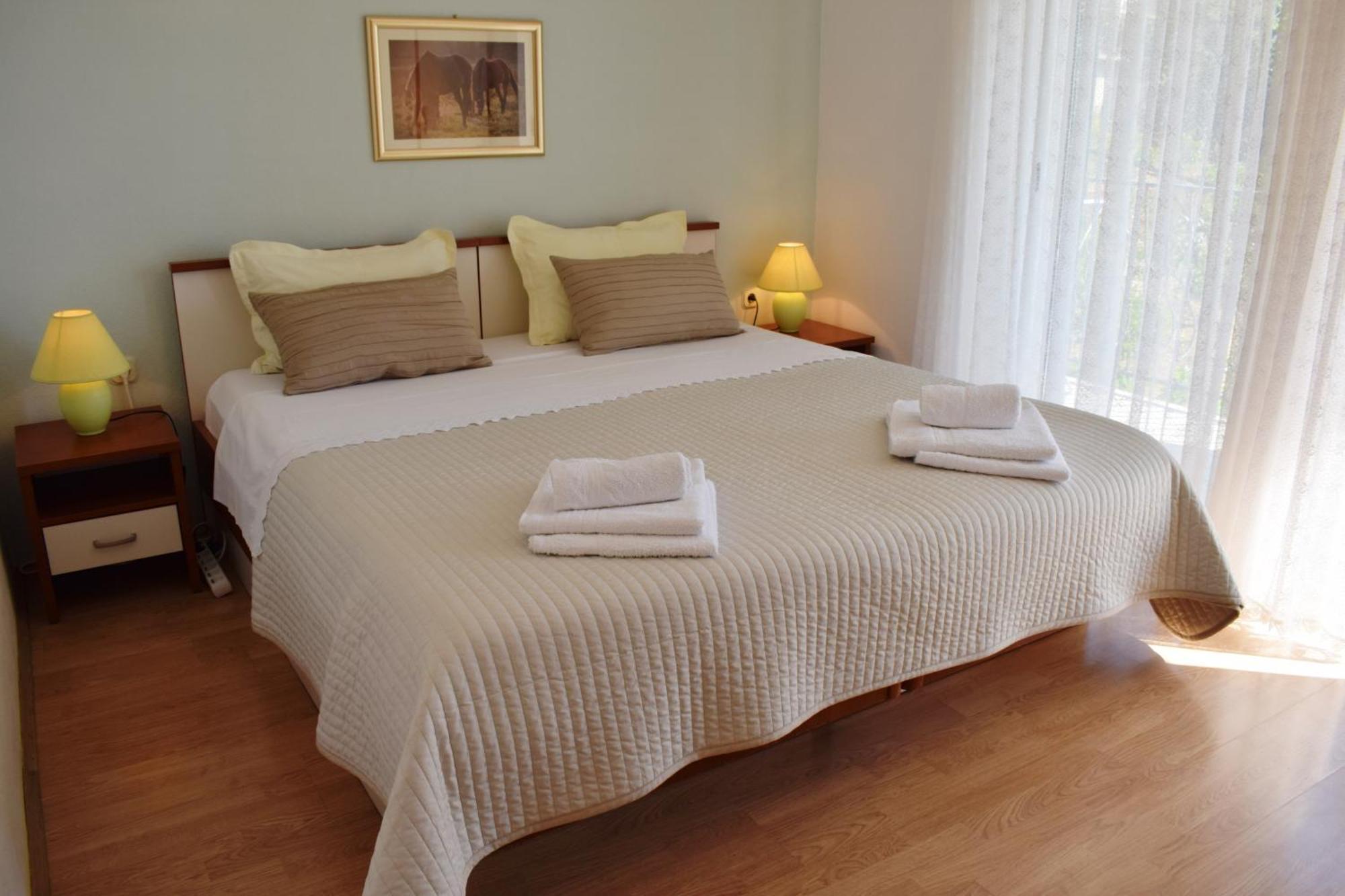 Lina Vrankovic Apartments Hvar Town Esterno foto